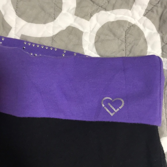 LEGGINGS - Picture 2 of 3